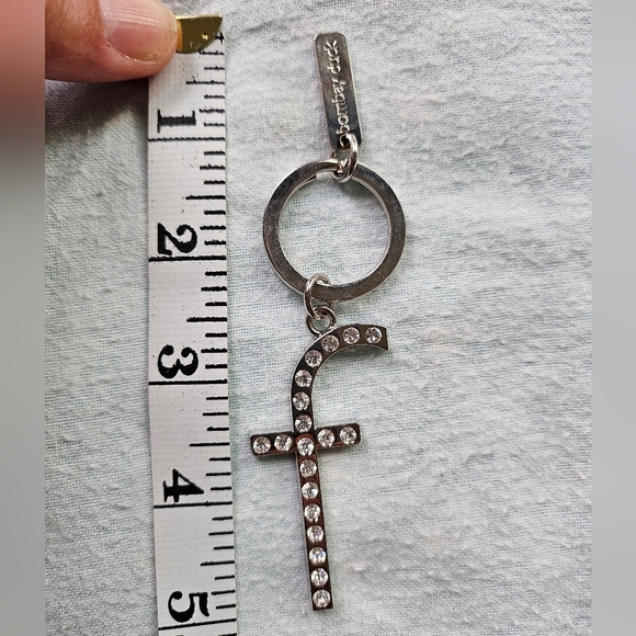Bombay Duck Pave "f" Initial Bling Keychain, Clear Rhinestones, Silver, NWOT - Picture 7 of 7